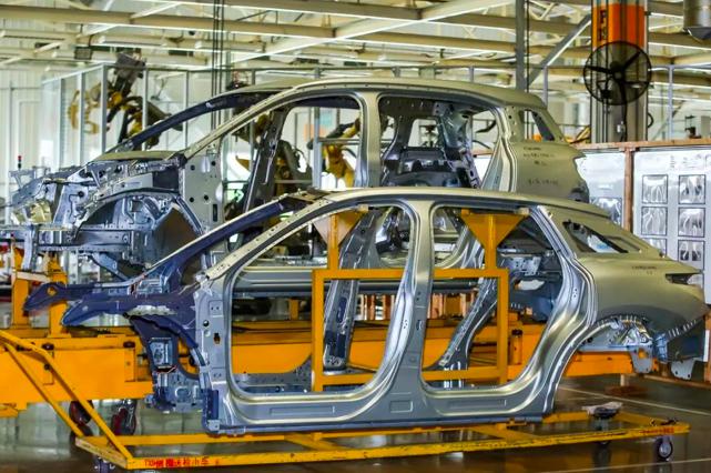 雪铁龙凡尔赛c5x品牌直营中心,雪铁龙凡尔赛c5x宽体套件