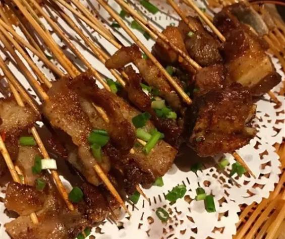 创业一个月赚3万算成功吗,创业失败5次后逆袭月入3万元