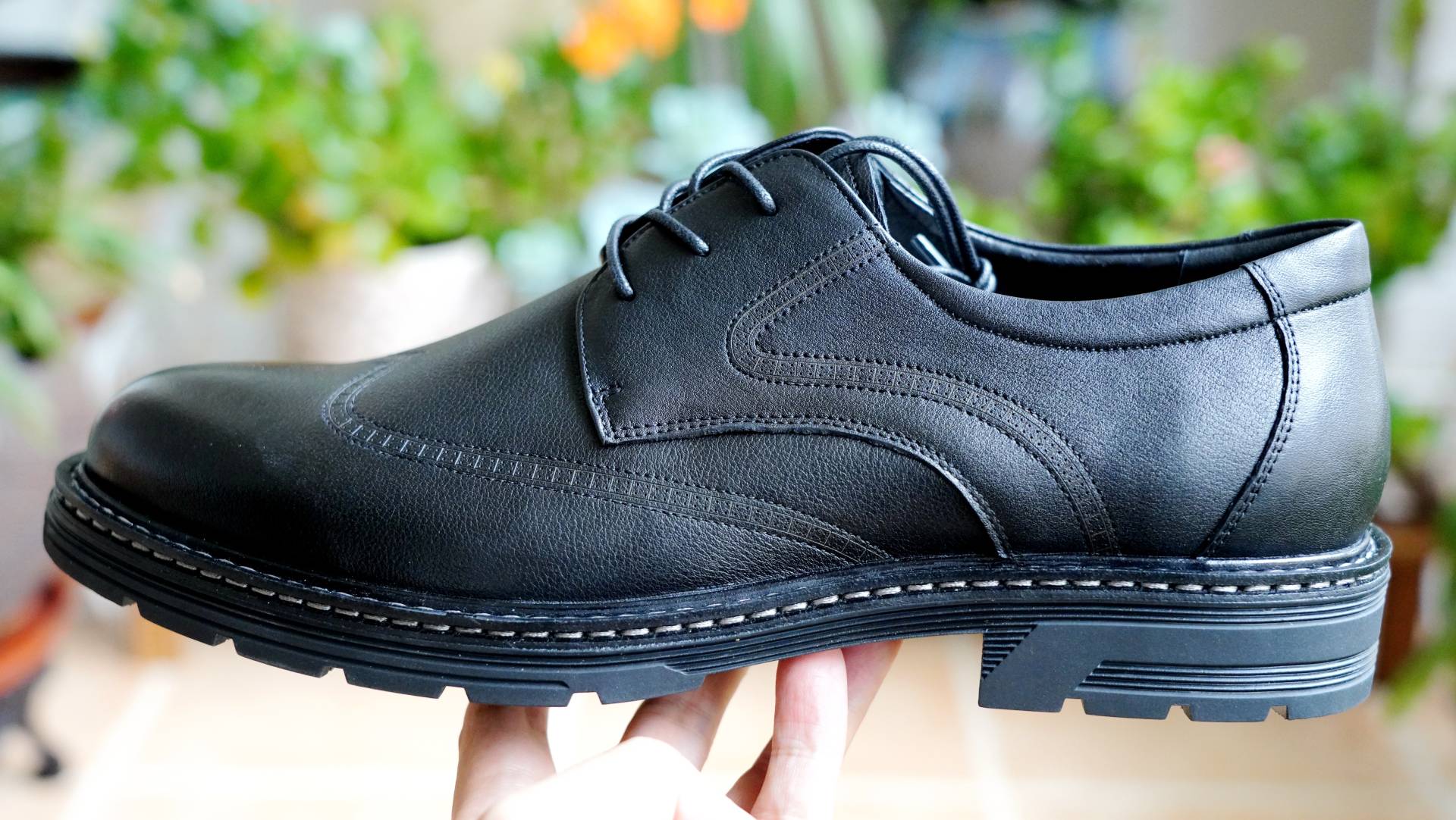 什么工艺的皮鞋好穿又舒服,sinmec缓震手工定制皮鞋