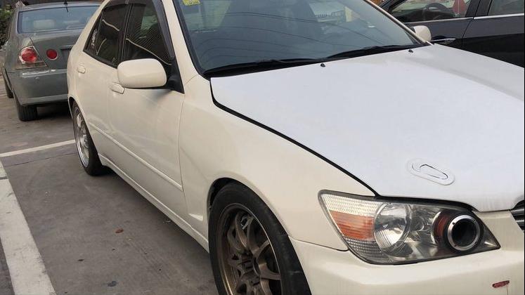 凌志is200改宽体,凌志is200跟250的区别