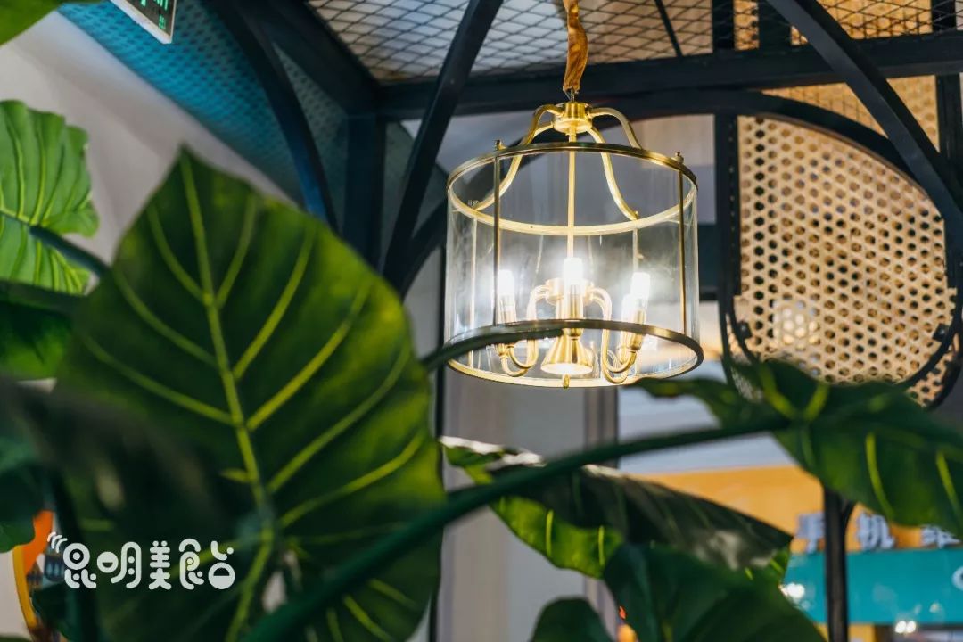 昆明本地人必吃老馆子,昆明7家老字号小吃店