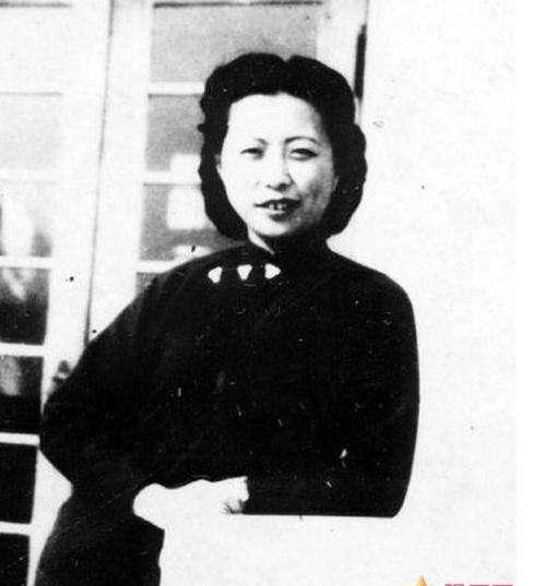 沈安娜：20岁潜伏国民*党**，坐在蒋介石身边从未暴露，95岁离世