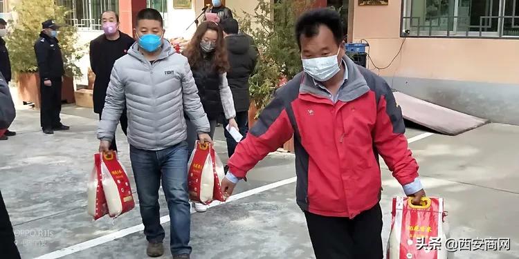 爱心捐赠暖人心防控疫情有温情,驾校爱心捐赠众志成城抗击疫情