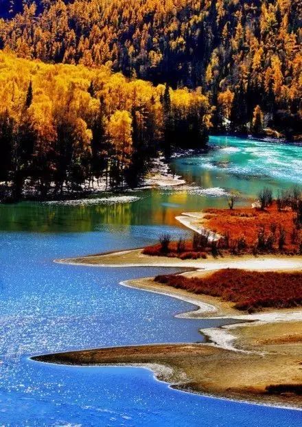 阿勒泰秋天有多美,秋天的新疆阿勒泰太美