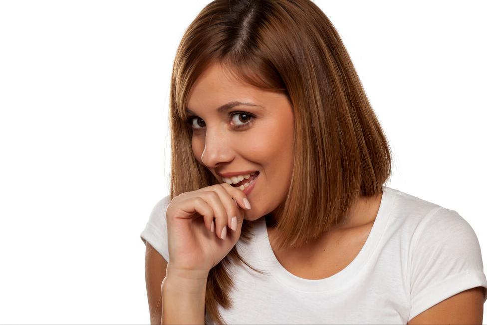 脸红尴尬的时候怎么缓解,尴尬脸红怎么治