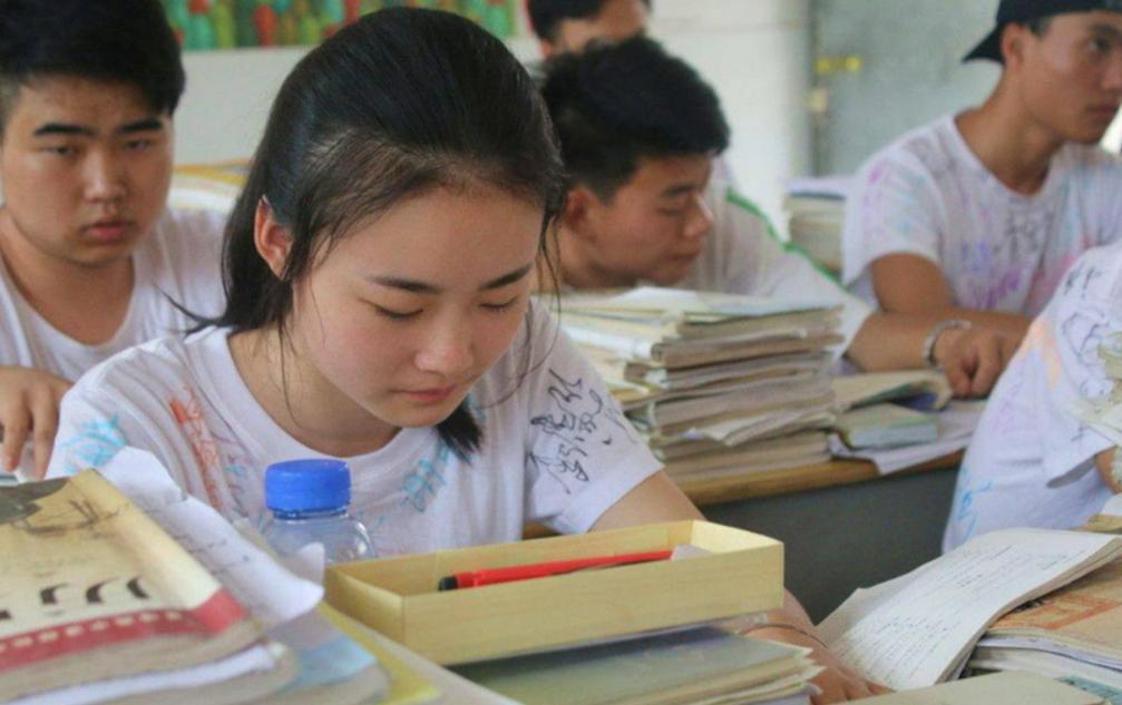 四所毕业就是铁饭碗的专科学校,直属中央部委几所好就业的学校