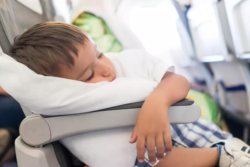 带宝宝长途旅行注意什么,带宝宝飞机出行攻略