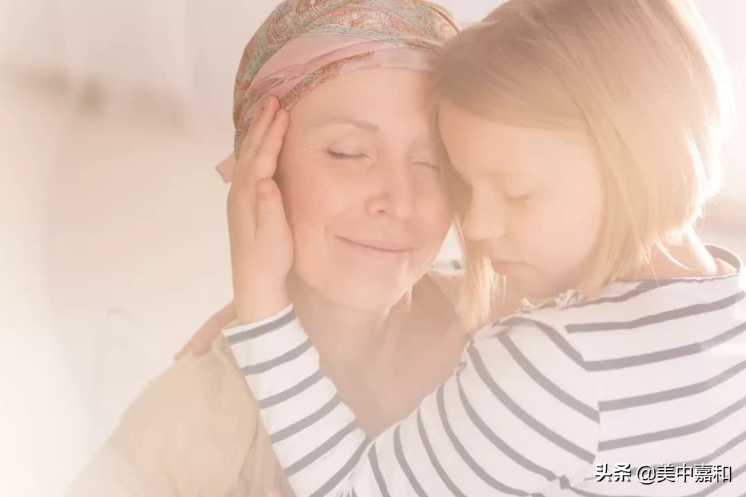 乳腺癌术后化疗如何判断绝经,乳腺癌发现后是治疗好还是不治疗