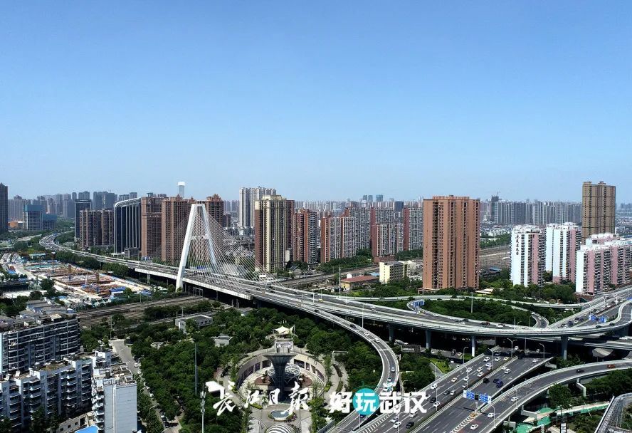 武汉70周年的变化发展,湖北武汉70年荆楚巨变