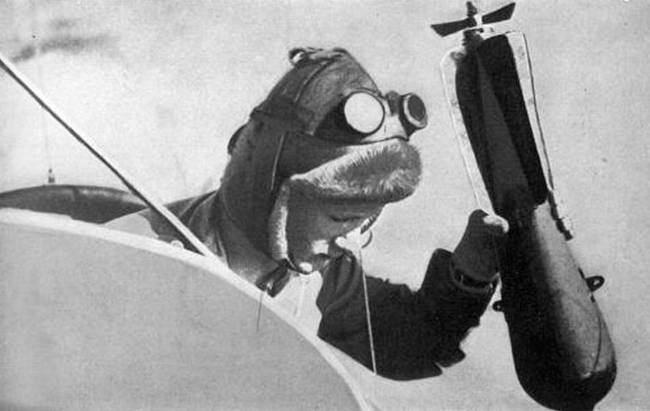 为什么b2轰炸机能躲过雷达,为什么b2轰炸机这么难造