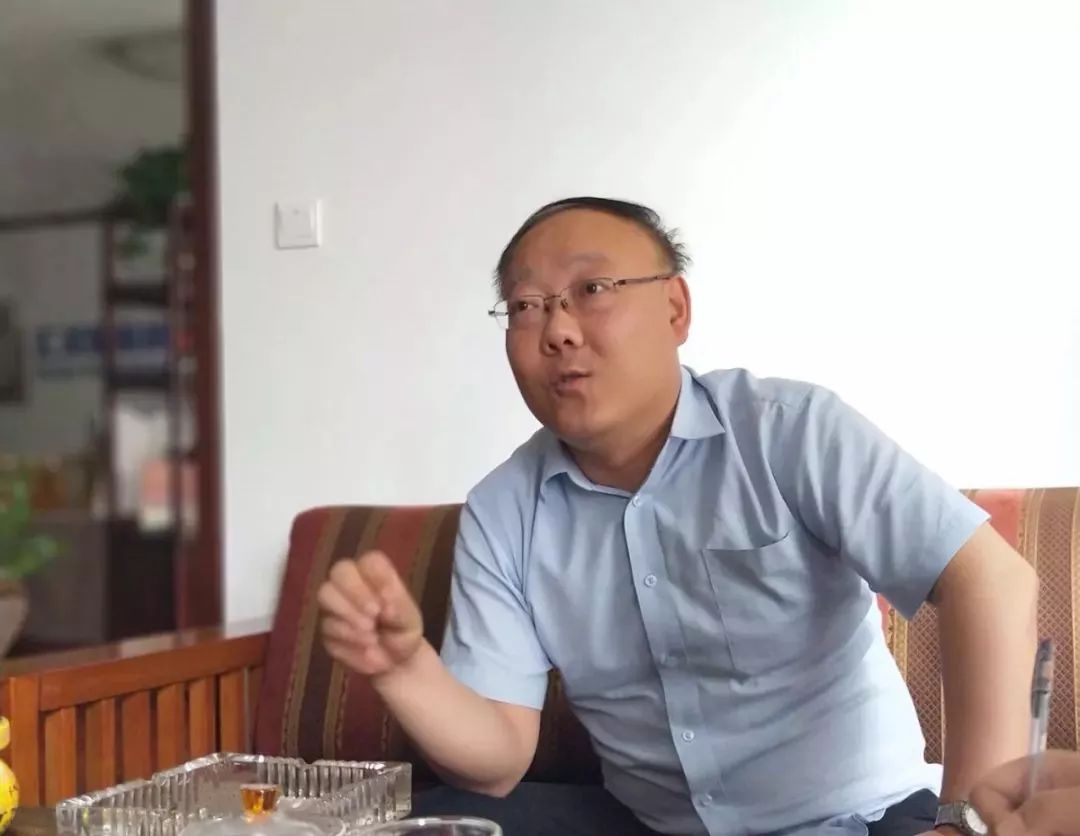 买保险找专家咨询,买保险找销售人员