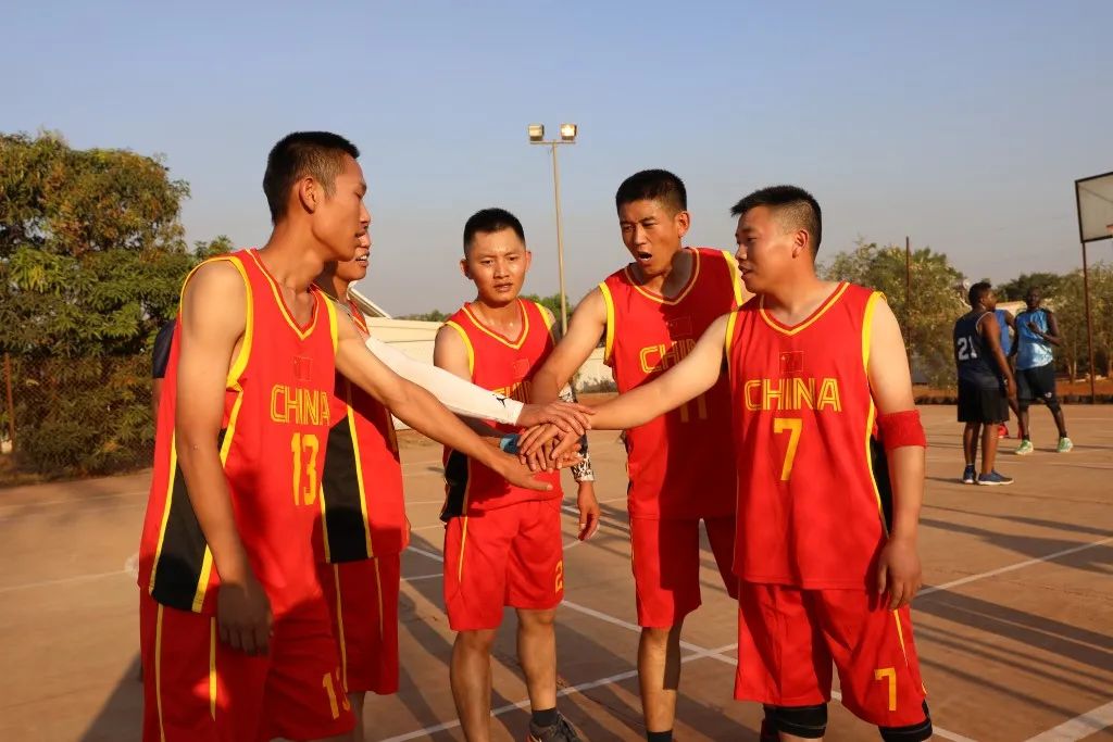 青春在边防绽放,青春在战疫中绽放朗诵