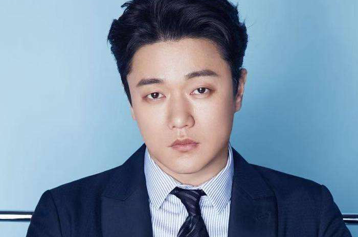 中国最帅的十大男明星胡歌排第二,中国公认十大最帅男明星胡歌