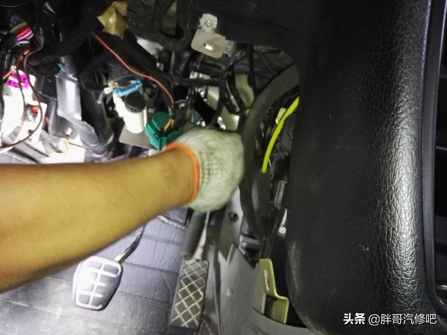 大众车辆出现epc灯亮点不着火咋办,大众显示故障码epc加不上油门