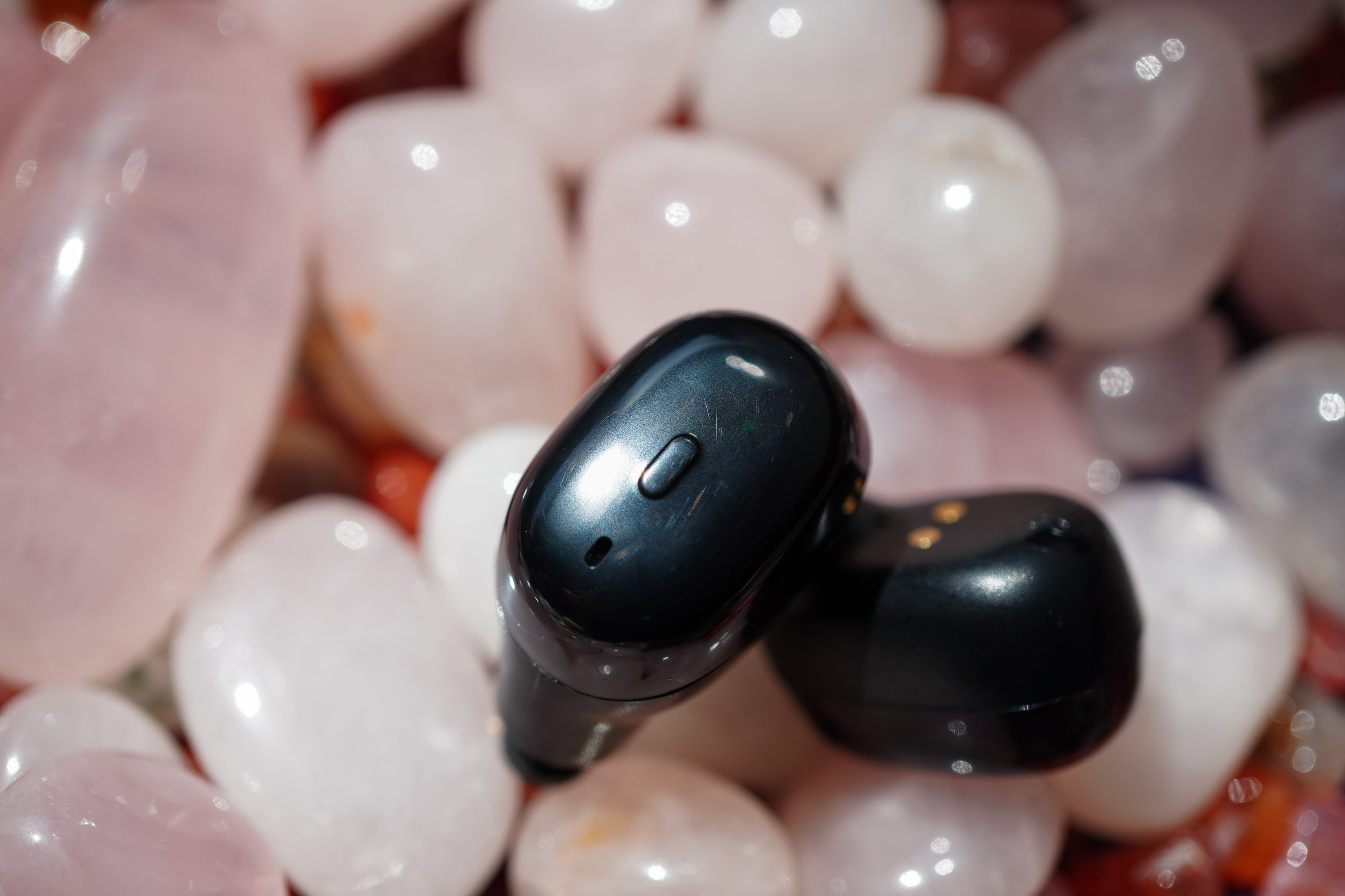 诺基亚e3200真实评测,诺基亚e3100蓝牙耳机实时评测