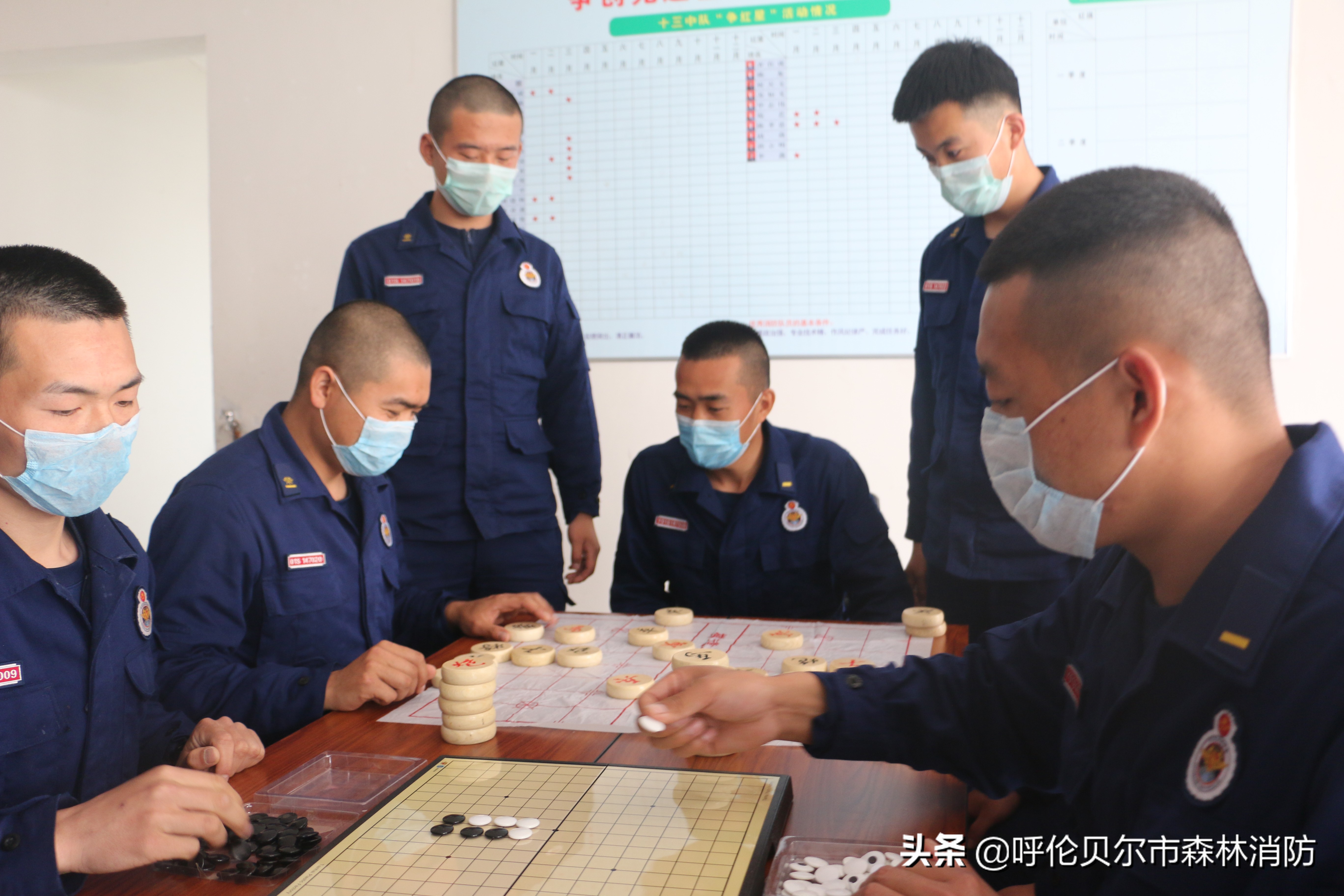 森林消防员纪录片片段,森林消防五一假期坚守岗位