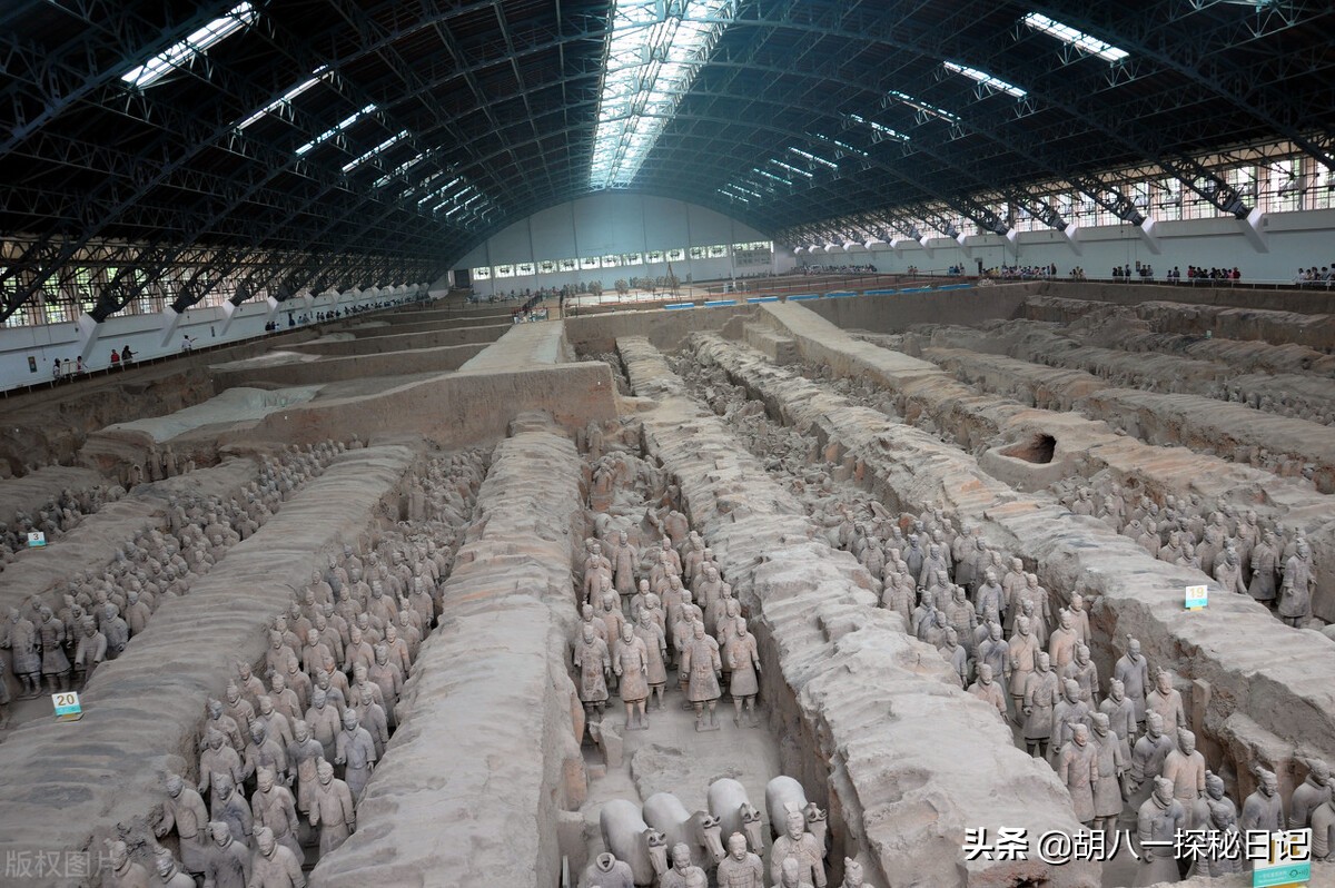 2000年前兵马俑震惊世界,古代兵马俑未解之谜
