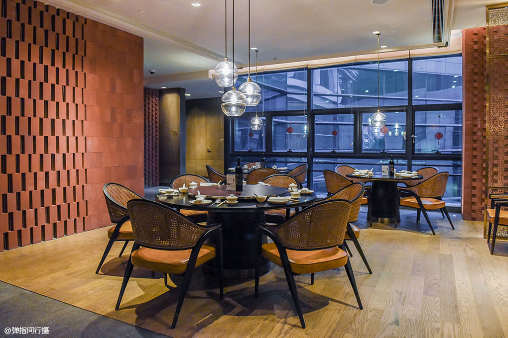 度假从候机开始，这间开在机场里的酒店，既安逸又不会误机