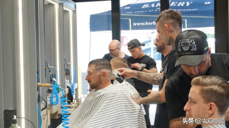 会穿搭也要有好的发型，带你了解全世界最著名的12家理发店上篇