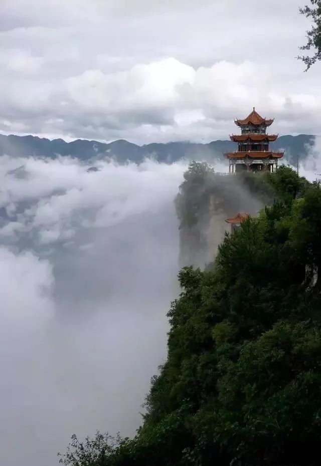 十三座神奇的中国空中古寺,中国这20座令人震撼的古寺