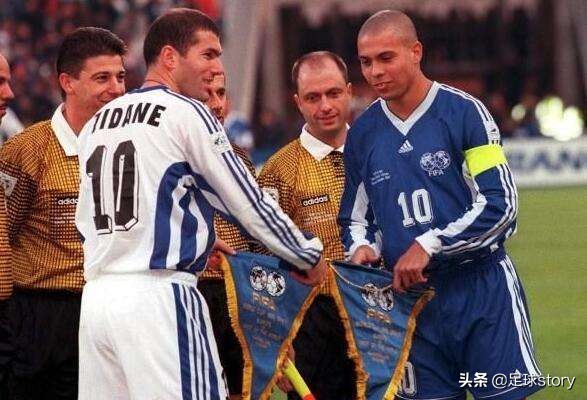 【重述历史】1998年世界杯的巴西队,罗纳尔多一个人的巴西队