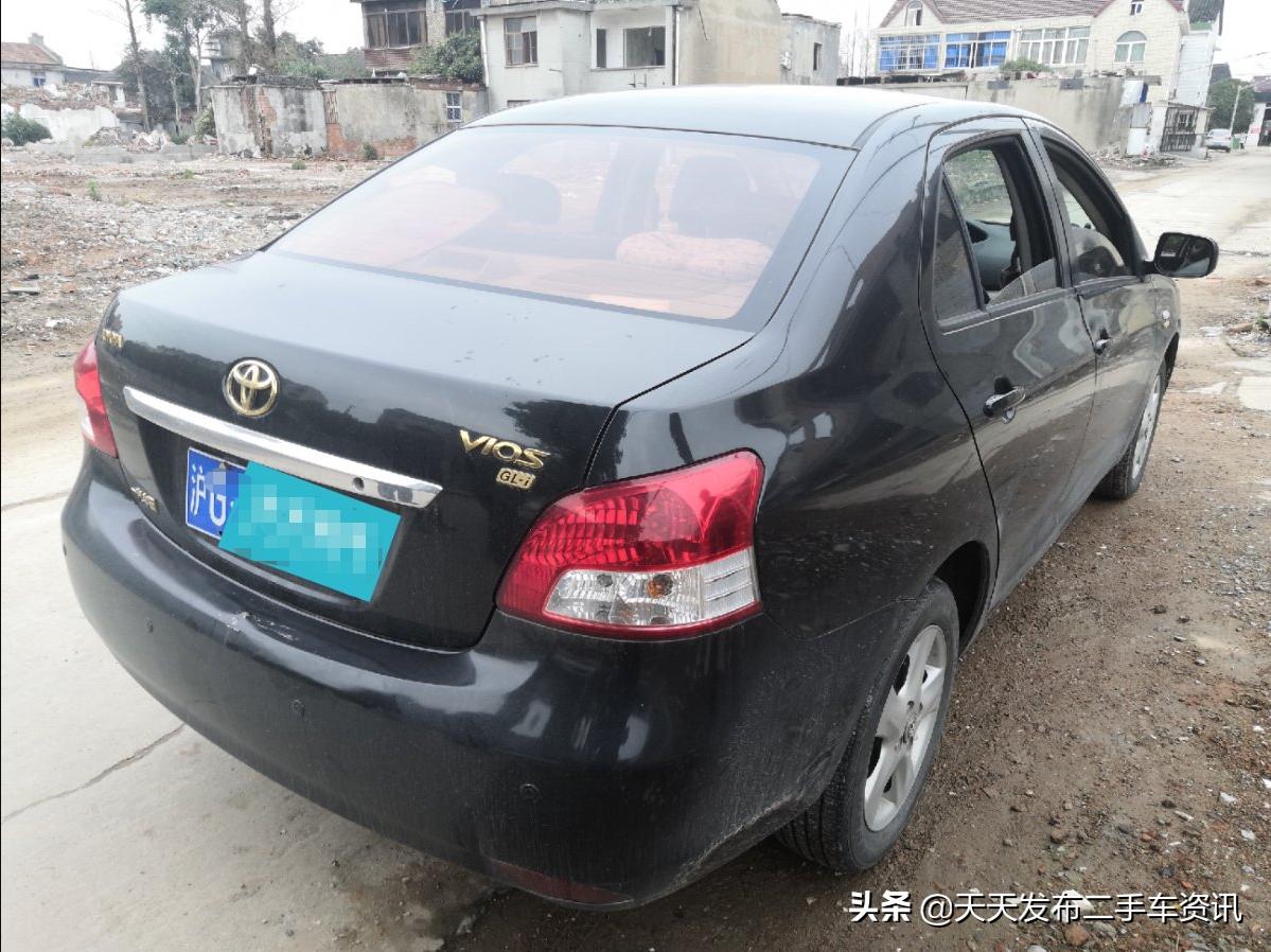 12年丰田威驰手动二手车值多少钱,12年丰田威驰1.3手动多少钱