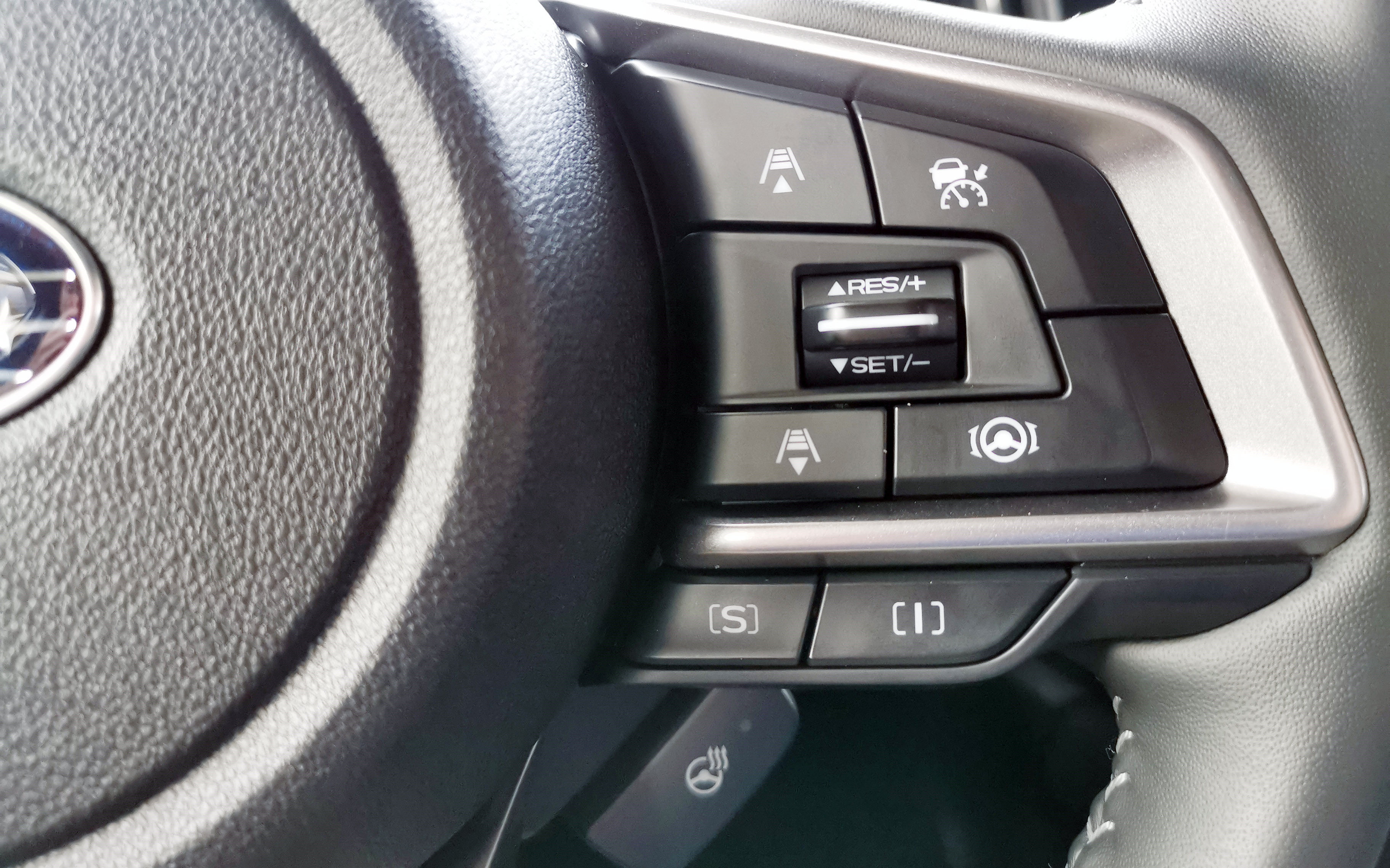 斯巴鲁傲虎试驾越野性能视频,2022款斯巴鲁傲虎荒野版试驾