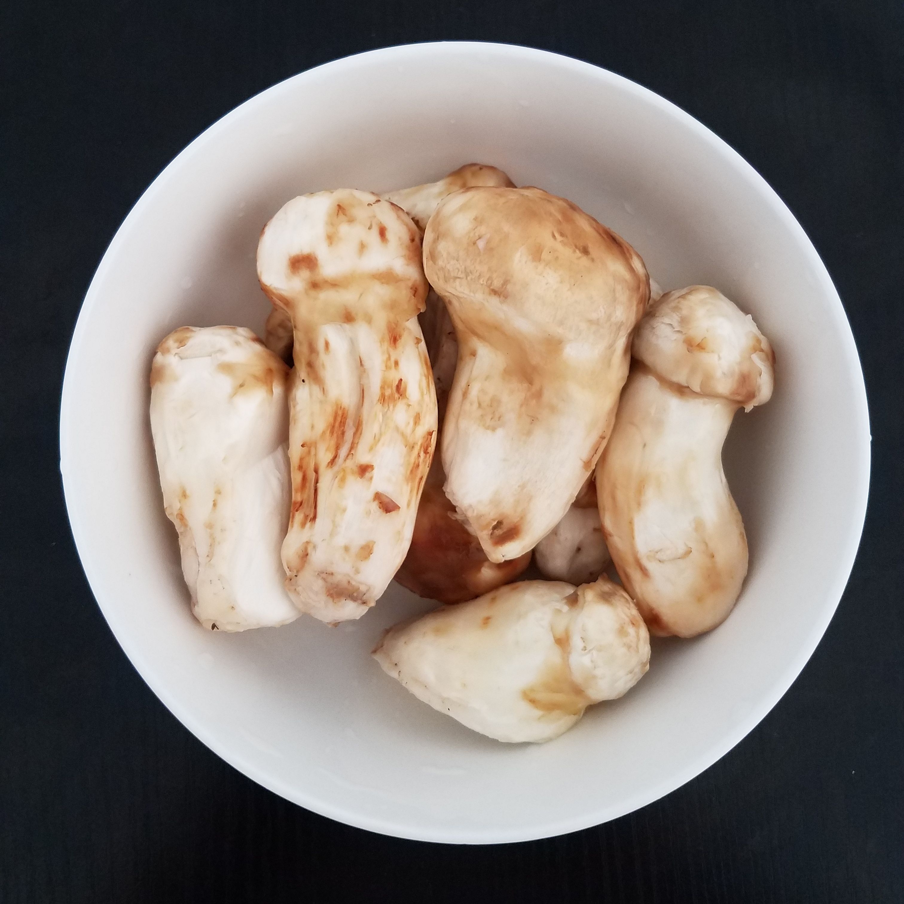 新鲜松茸菇炖鸡最佳做法,教你做松茸炖鸡汤