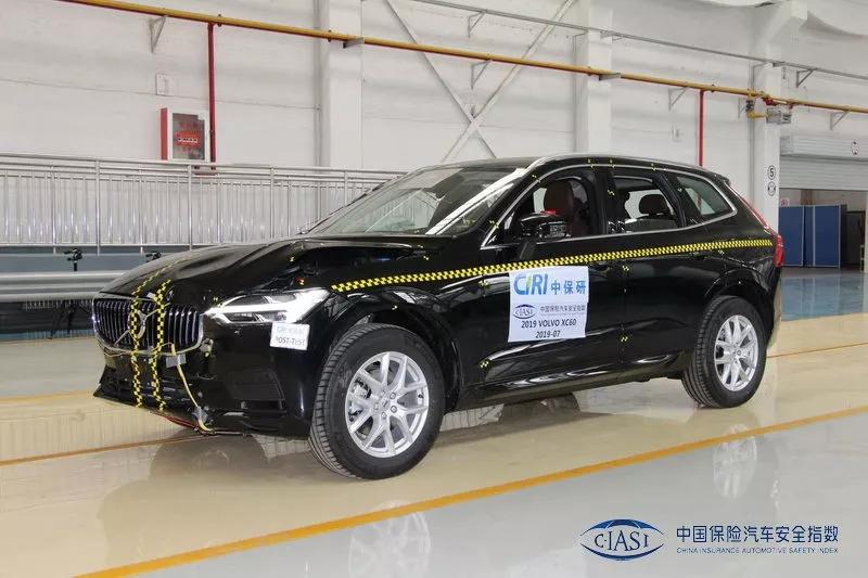 时隔一年再战中保研碰撞测试 (中保研碰撞测试排名最新高清)