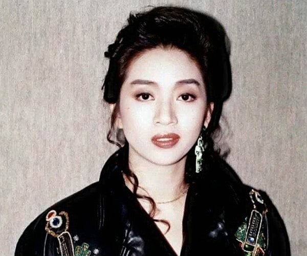 日本陈冠希，亲妈骨灰不要，梅艳芳甘当小三，他修炼了什么恋爱术