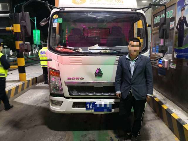 利用正规危险品车辆倒卖液化气,天热货车司机