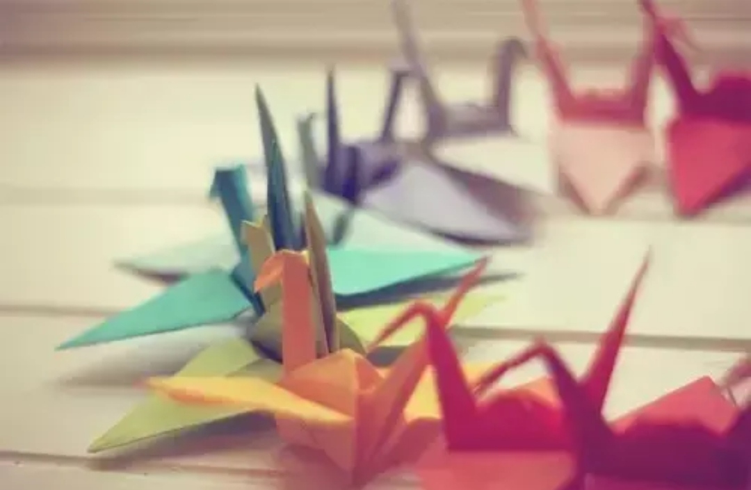 折纸高跟鞋收纳盒,折纸王子折高跟鞋