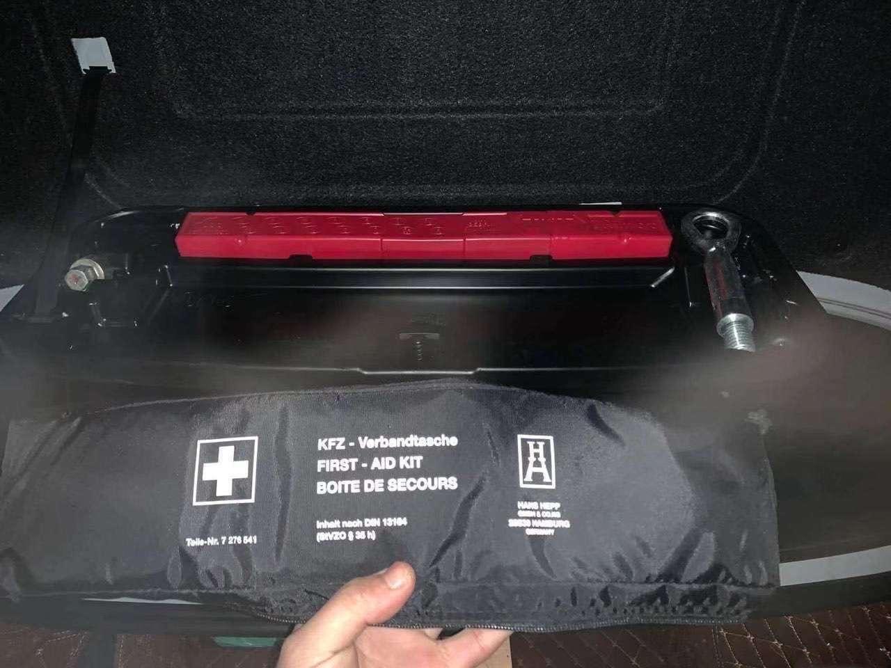 汽车自带急救包,汽车里自带应急包