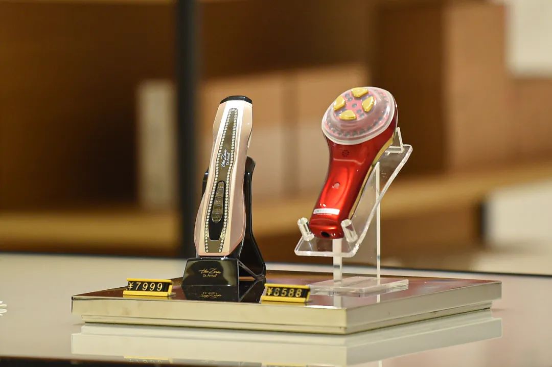 美容仪雅萌,初普美容仪是智商税吗