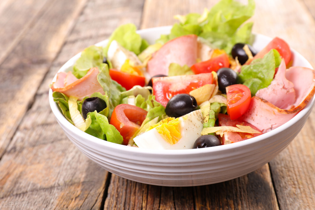 可以练出腹肌和肌肉的简单动作,腹肌的训练动作可以瘦肚子吗