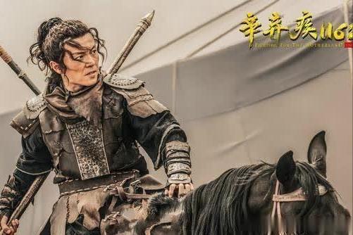 读《毛主席与资治通鉴》有感：现代“大师”为什么写不好诗歌