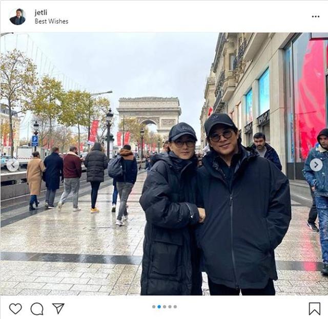 李连杰妻子62岁利智近照曝光,李连杰妻子58岁老态脖颈皮肤抢镜