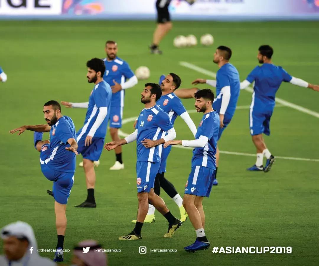 亚洲杯烟花易冷，有波叔天台爱情（揭幕战公推大酬宾）