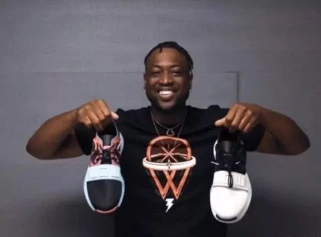 安踏篮球鞋kt5为什么很硬,安踏kt8和李宁的哪款鞋能比