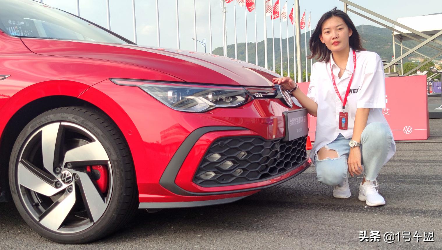 试驾高尔夫gti2021,高尔夫gti赛道狂飙