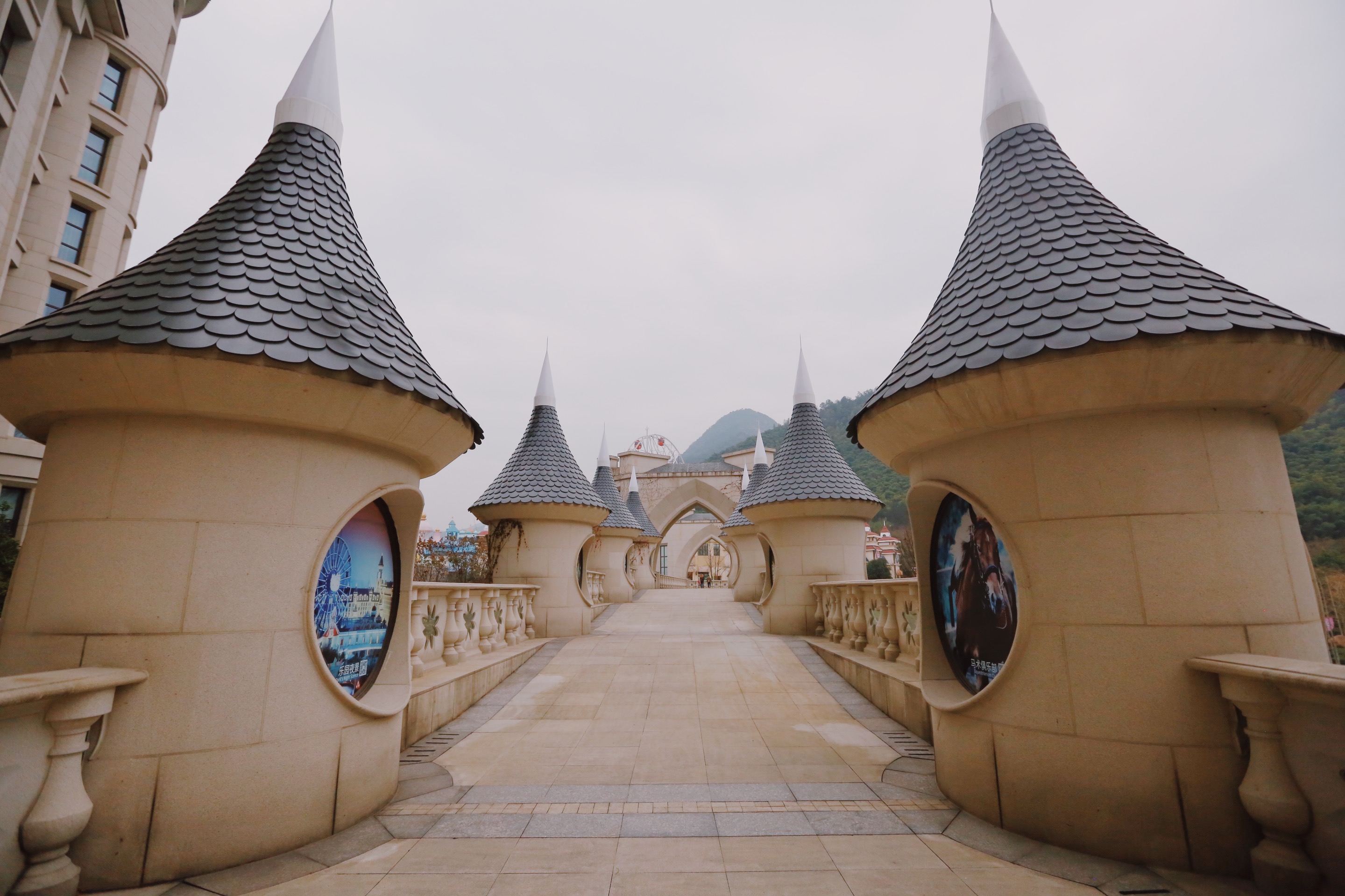 hellokitty乐园童话世界,浙江hellokitty乐园城堡酒店