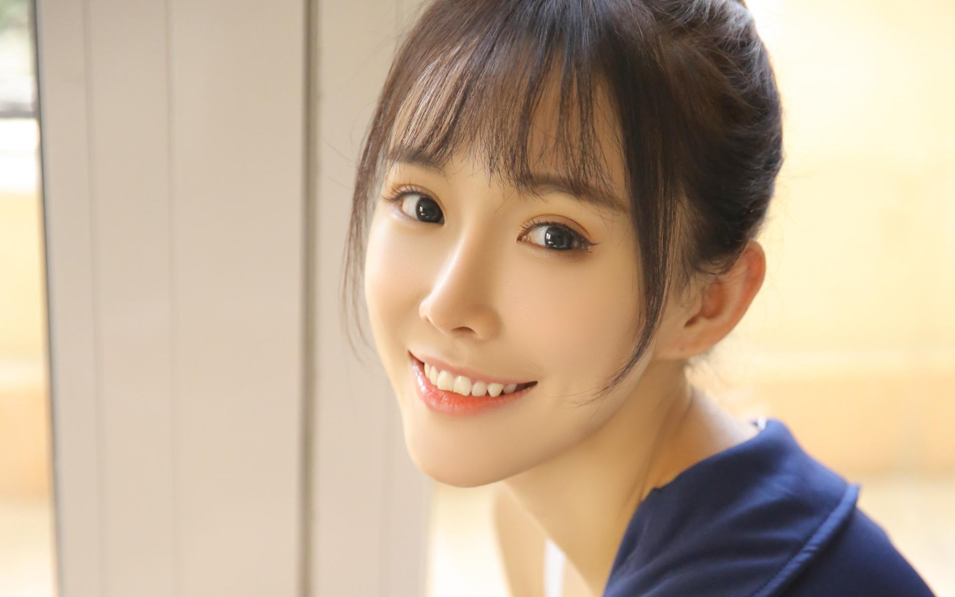 怎样哄一个女孩让她原谅自己,如何哄好还不是女朋友的女生