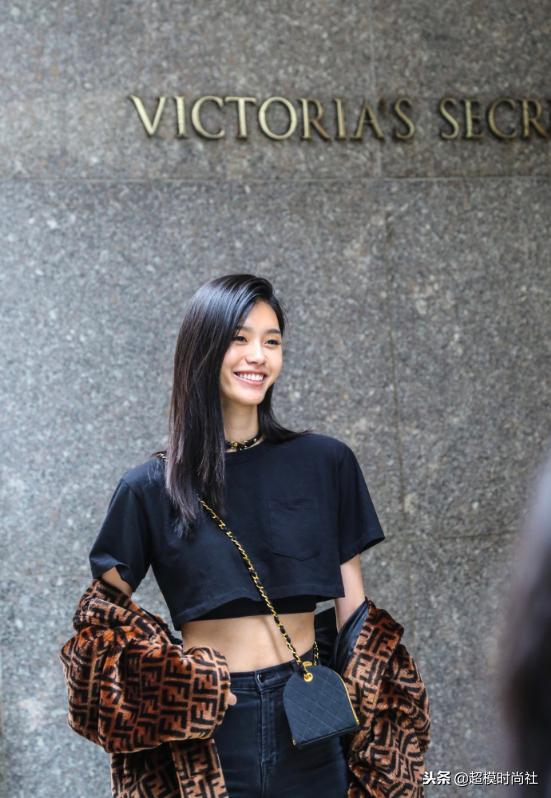 FENDI至今仍使用动物皮草，为何还受杨紫何穗奚梦瑶等众星宠爱？