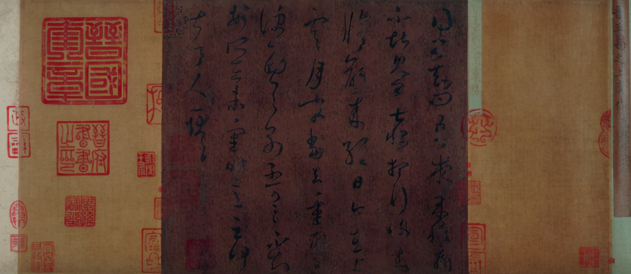 这两位的恩爱狗粮，我们甘拜下风