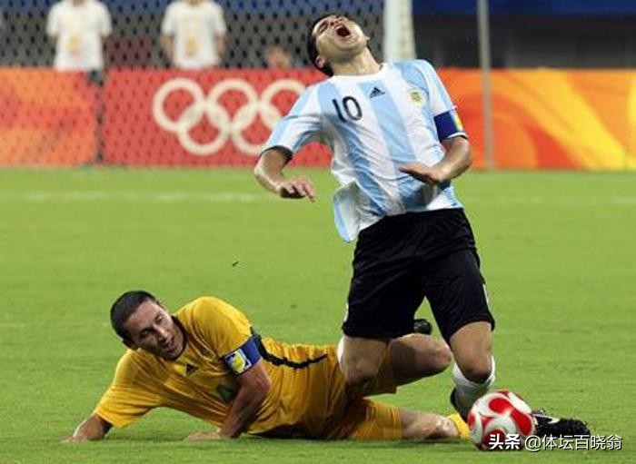 他号称中超屠夫!曾恶意犯规致两位国安球员断腿,退役成青训教练