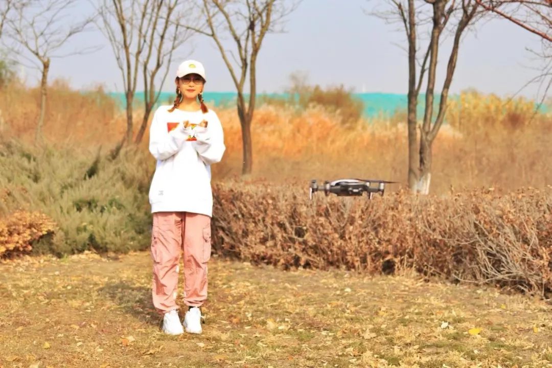 大疆“御”MavicAir，你见过可以塞进口袋的随行无人机吗？