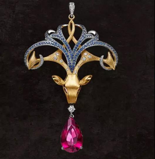 对付女人,没有一件珠宝解决不了的!