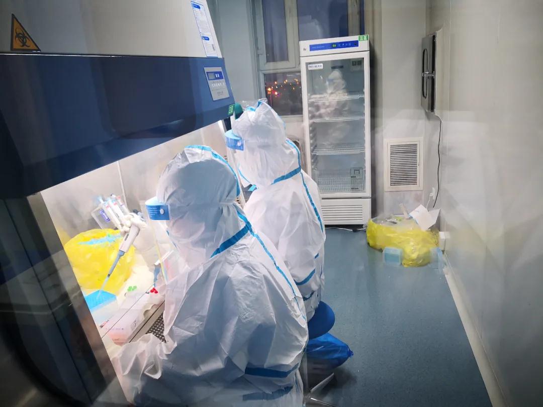 半边天撑起一片天下联,男人要撑起一片天女人撑起半边天