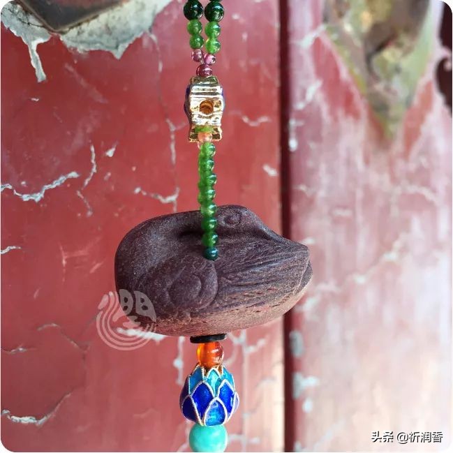 「香」酷夏,试试用龙脑俘获人心