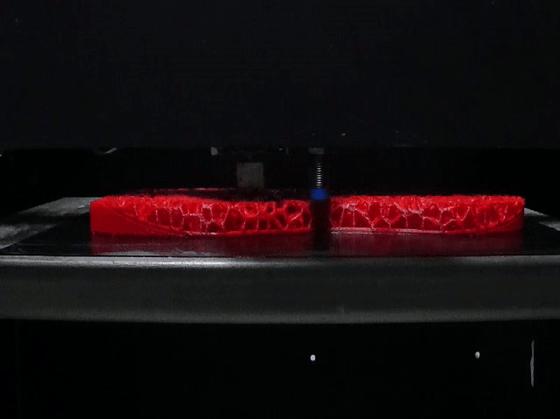 399元的3D打印运动鞋，让大众买得起，彩富三维推出